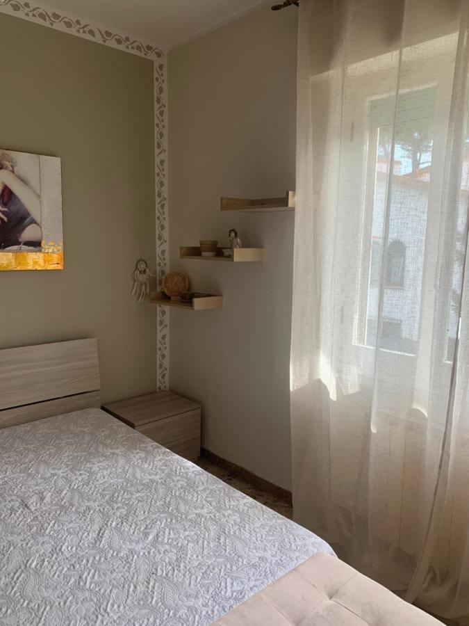 La Casa Di Vale Appartement Marina di Massa Buitenkant foto